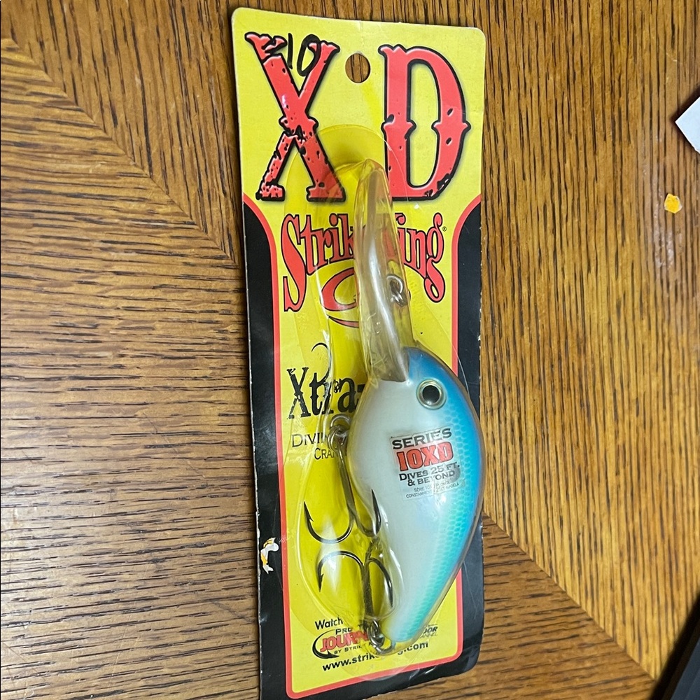 XD Series Diving Crankbait - Blue/White
